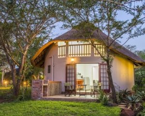 Anew Hluhluwe Self Catering Rondavels